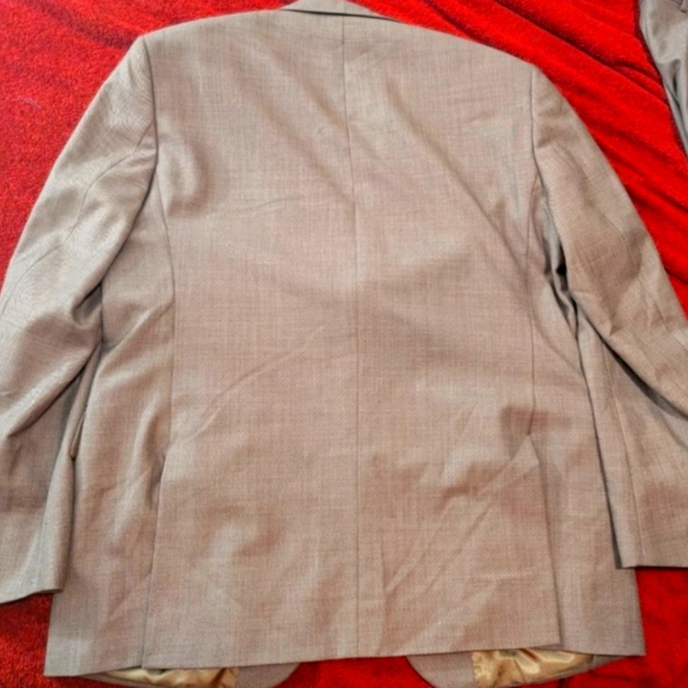 Men's Stafford Classic Fit Brown Travel Suit 44R - Picture 2 of 7